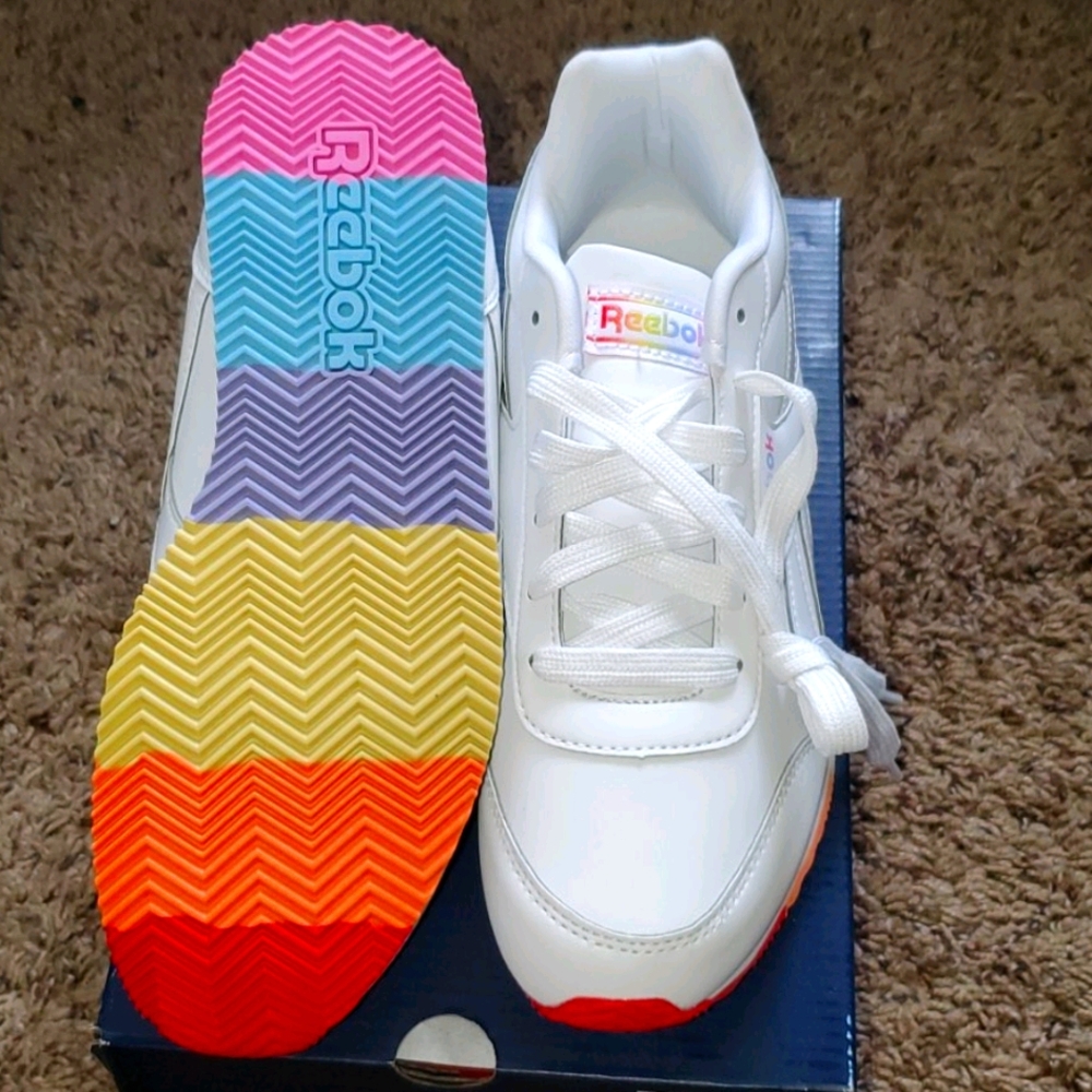Reebok women 7.5 big kids 6 nwt original box